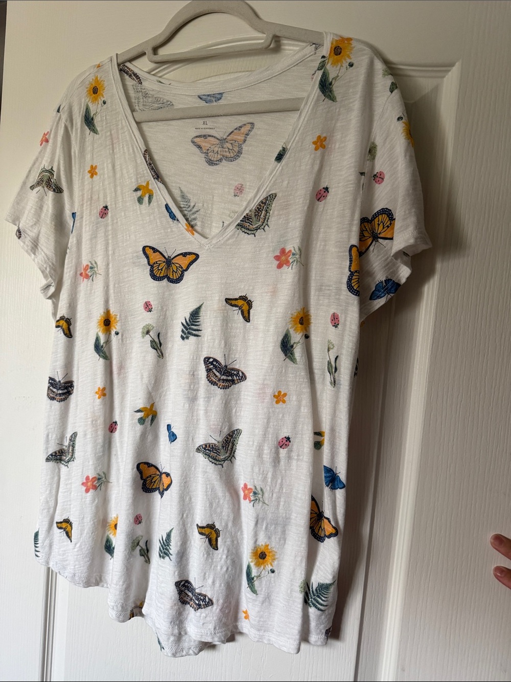 Lucky Brand | White V-Neck Butterfly & Floral Print Tee